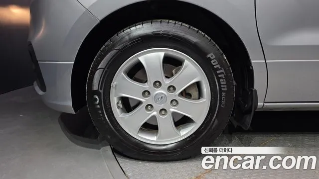 Hyundai Starex 2019 thumb 5