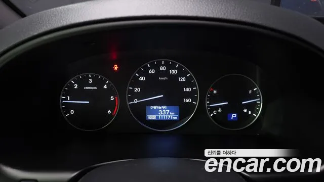 Hyundai Starex 2019 thumb 8