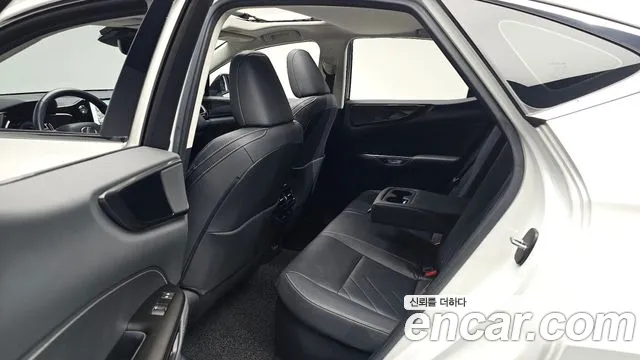 Lexus NX 2022 thumb 11