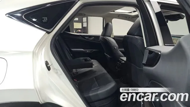 Lexus NX 2022 thumb 12