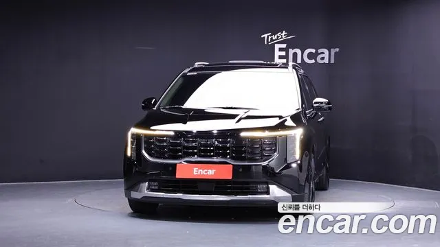 Kia Carnival 2023 thumb 2