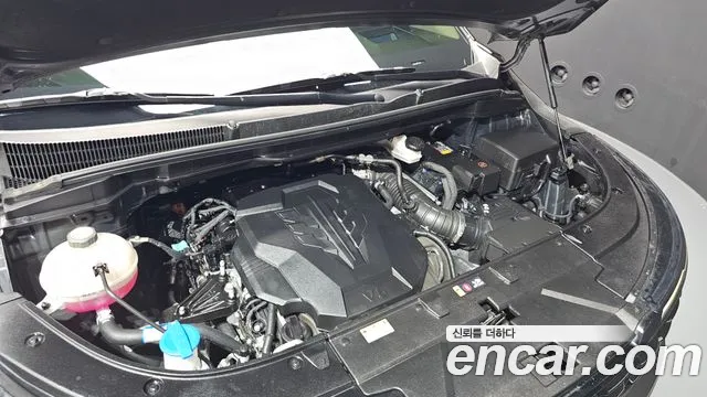 Kia Carnival 2023 thumb 5