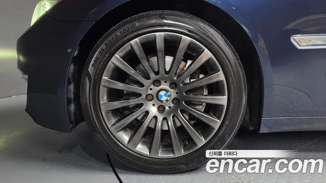 BMW 7-Series 2012 thumb 5