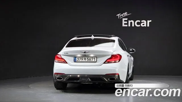 Genesis G70 2019 thumb 3