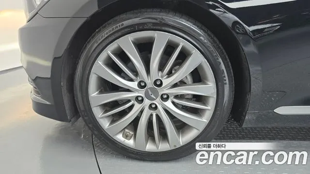 Hyundai Genesis 2015 thumb 5