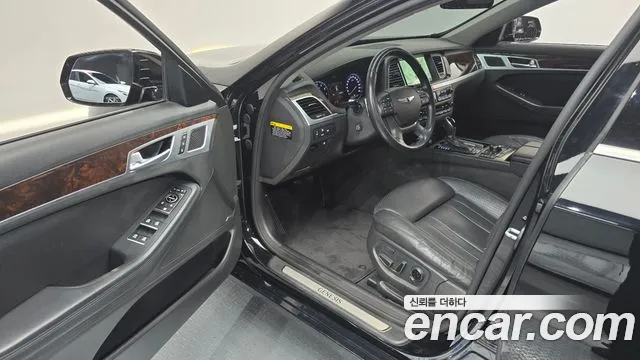 Hyundai Genesis 2015 thumb 10
