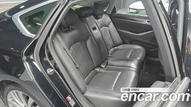 Hyundai Genesis 2015 thumb 12
