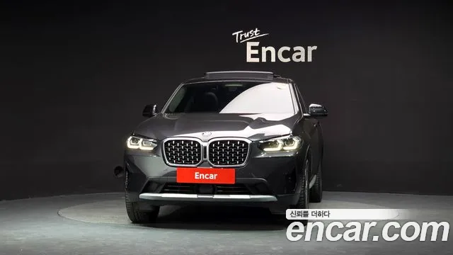 BMW X4 2023 thumb 3