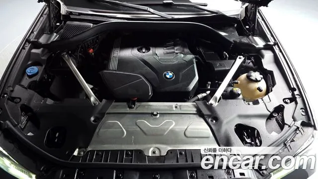 BMW X4 2023 thumb 6