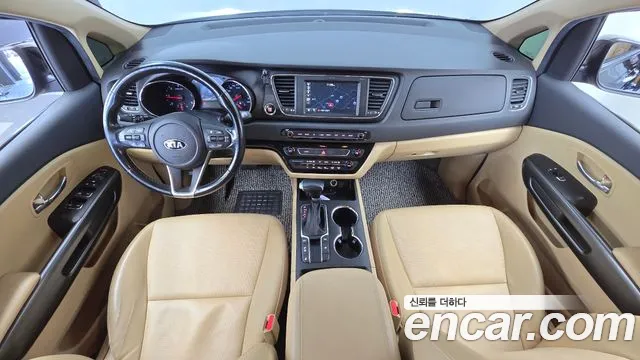 Kia Carnival 2020 thumb 7
