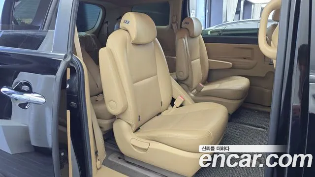 Kia Carnival 2020 thumb 11