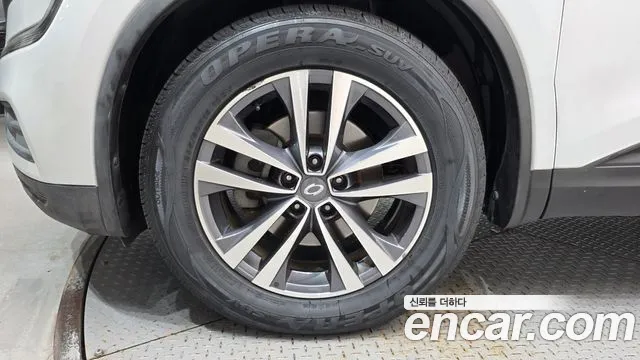 Renault-KoreaSamsung Koleos 2017 thumb 5