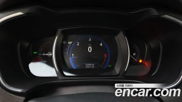 Renault-KoreaSamsung Koleos 2017 thumb 8