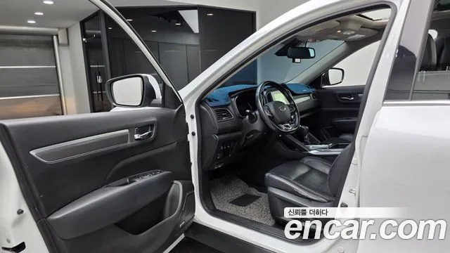 Renault-KoreaSamsung Koleos 2017 thumb 10