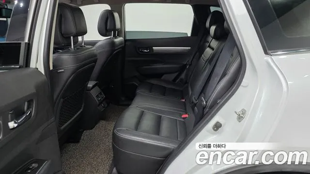 Renault-KoreaSamsung Koleos 2017 thumb 12