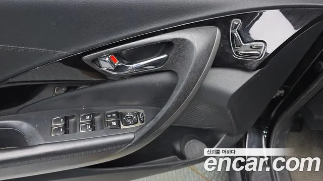Hyundai Grandeur 2011 thumb 11