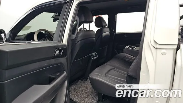 KG_Mobility_Ssangyong Rexton 2020 thumb 10