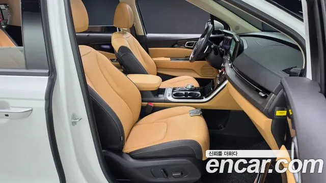 Kia Carnival 2023 thumb 10