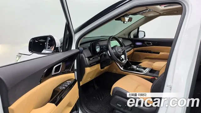 Kia Carnival 2023 thumb 11