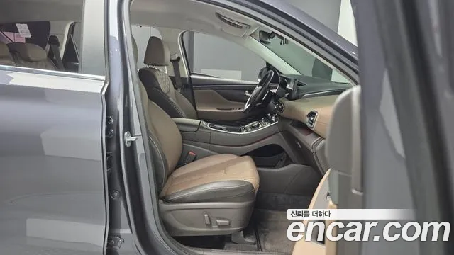 Hyundai Santa Fe 2021 thumb 11
