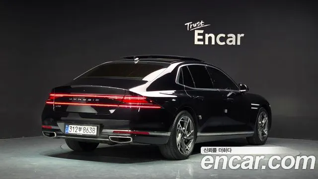Genesis G90 2022 thumb 2