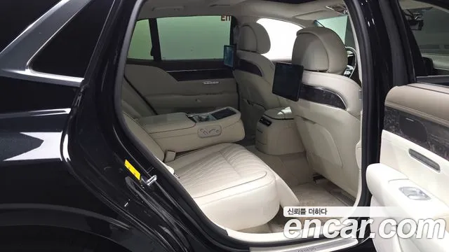 Genesis G90 2022 thumb 12