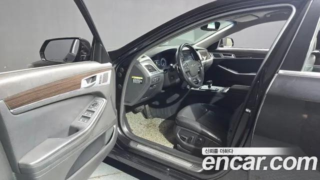 Genesis G80 2018 thumb 10