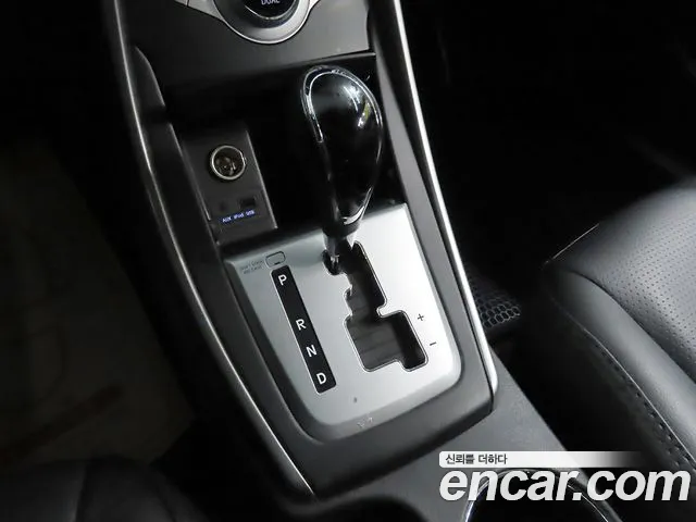 Hyundai Avante 2010 thumb 9