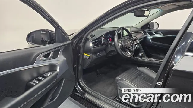 Genesis G70 2019 thumb 10