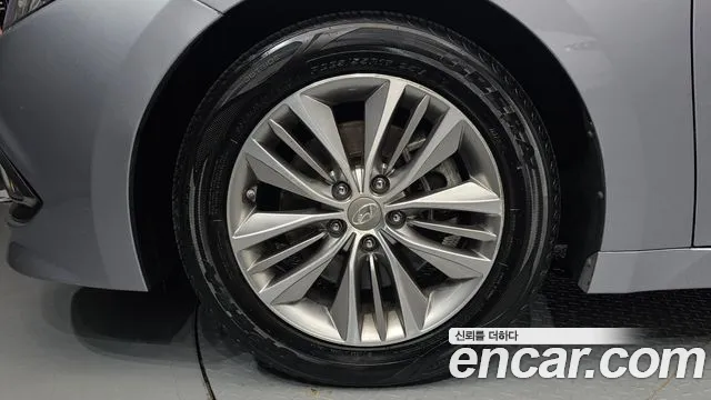 Hyundai Grandeur 2016 thumb 5