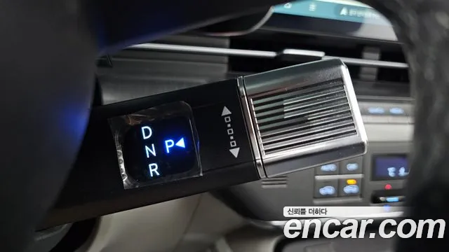 Hyundai Kona 2023 thumb 8