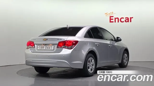 ChevroletGMDaewoo Cruze 2013 thumb 2