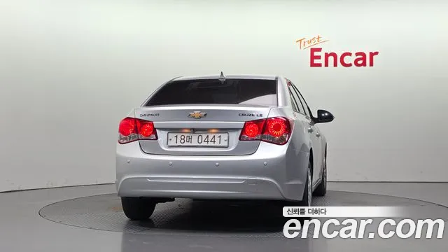 ChevroletGMDaewoo Cruze 2013 thumb 4