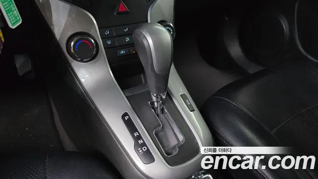 ChevroletGMDaewoo Cruze 2013 thumb 9