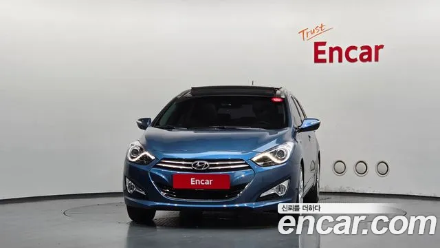 Hyundai i40 2013 thumb 3