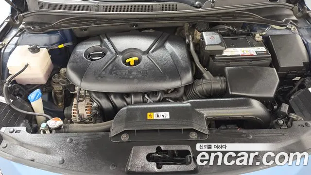 Hyundai i40 2013 thumb 6