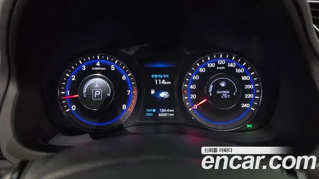Hyundai i40 2013 thumb 8