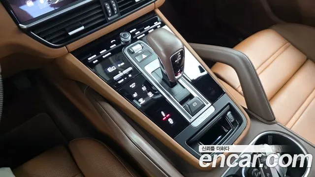 Porsche Cayenne 2022 thumb 9