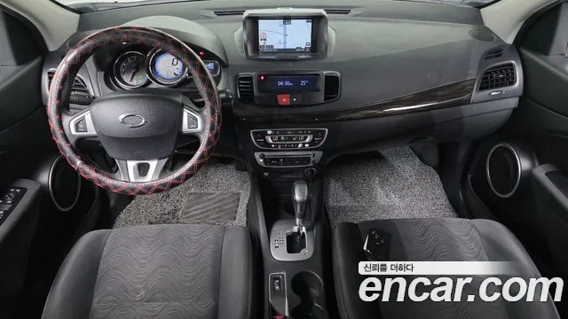 Renault-KoreaSamsung Fluence 2013 thumb 7
