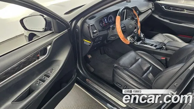 Hyundai Grandeur 2017 thumb 10