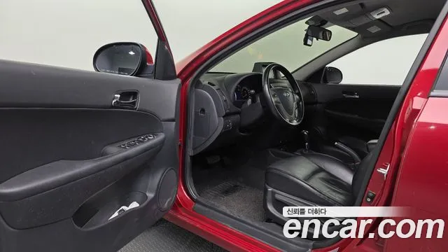 Hyundai i30 2008 thumb 10