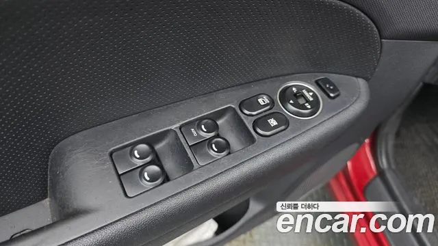 Hyundai i30 2008 thumb 11
