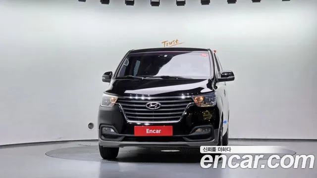Hyundai Starex 2018 thumb 3