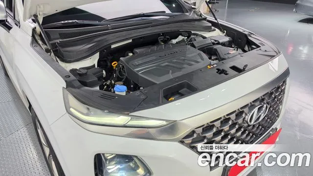Hyundai Santa Fe 2018 thumb 6