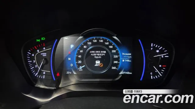 Hyundai Santa Fe 2018 thumb 8