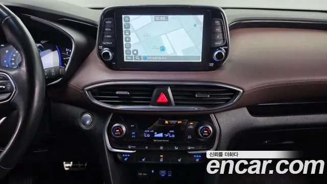 Hyundai Santa Fe 2018 thumb 12