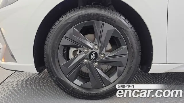 Hyundai Avante 2023 thumb 5
