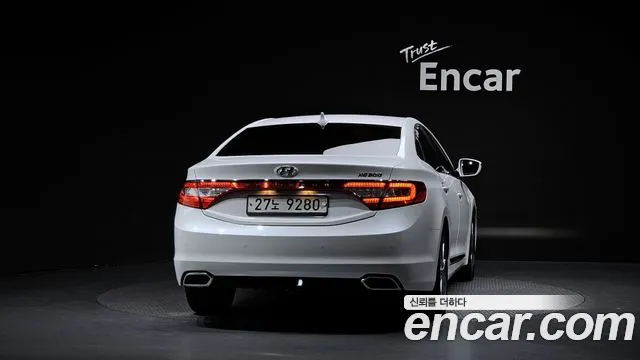 Hyundai Grandeur 2014 thumb 3