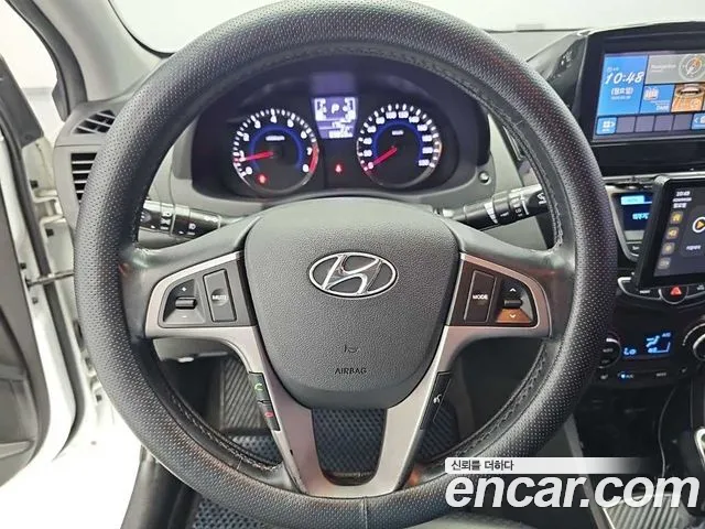 Hyundai Accent 2014 thumb 9