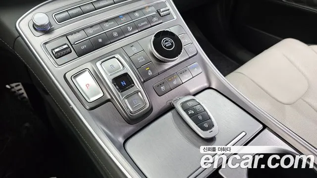 Hyundai Santa Fe 2020 thumb 9
